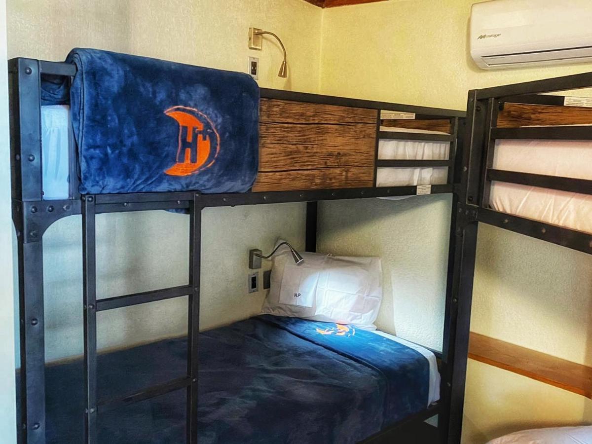 Paris Hostel Тихуана Экстерьер фото